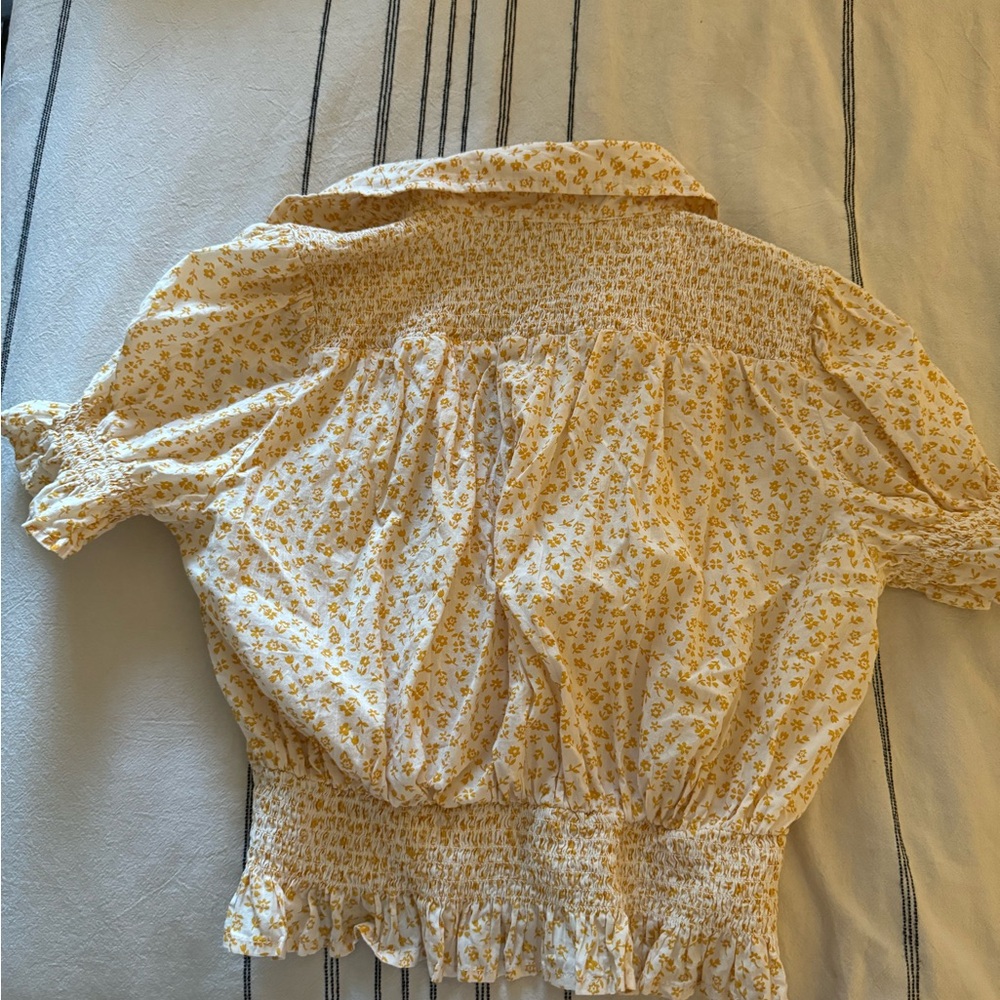 Floral blouse - Picture 3 of 3
